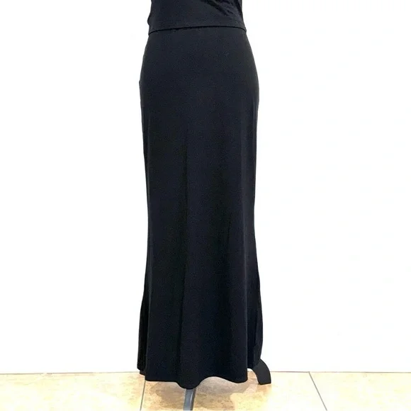 Reformation Adalynn Knit Two Piece Set in Black - Size - Medium - Picture 3 of 11